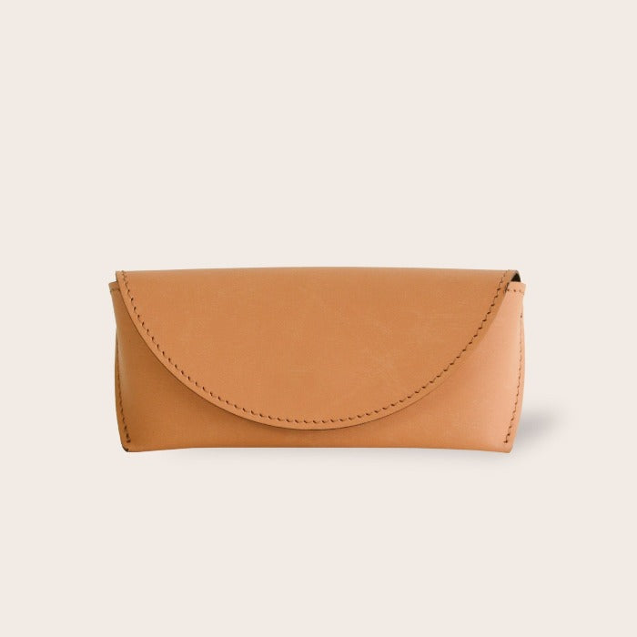 Duurzaam Relatiegeschenk - Brillenkoker gerecycled leder met logo