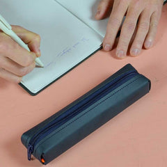 Etui gerecycled leer - Made out of