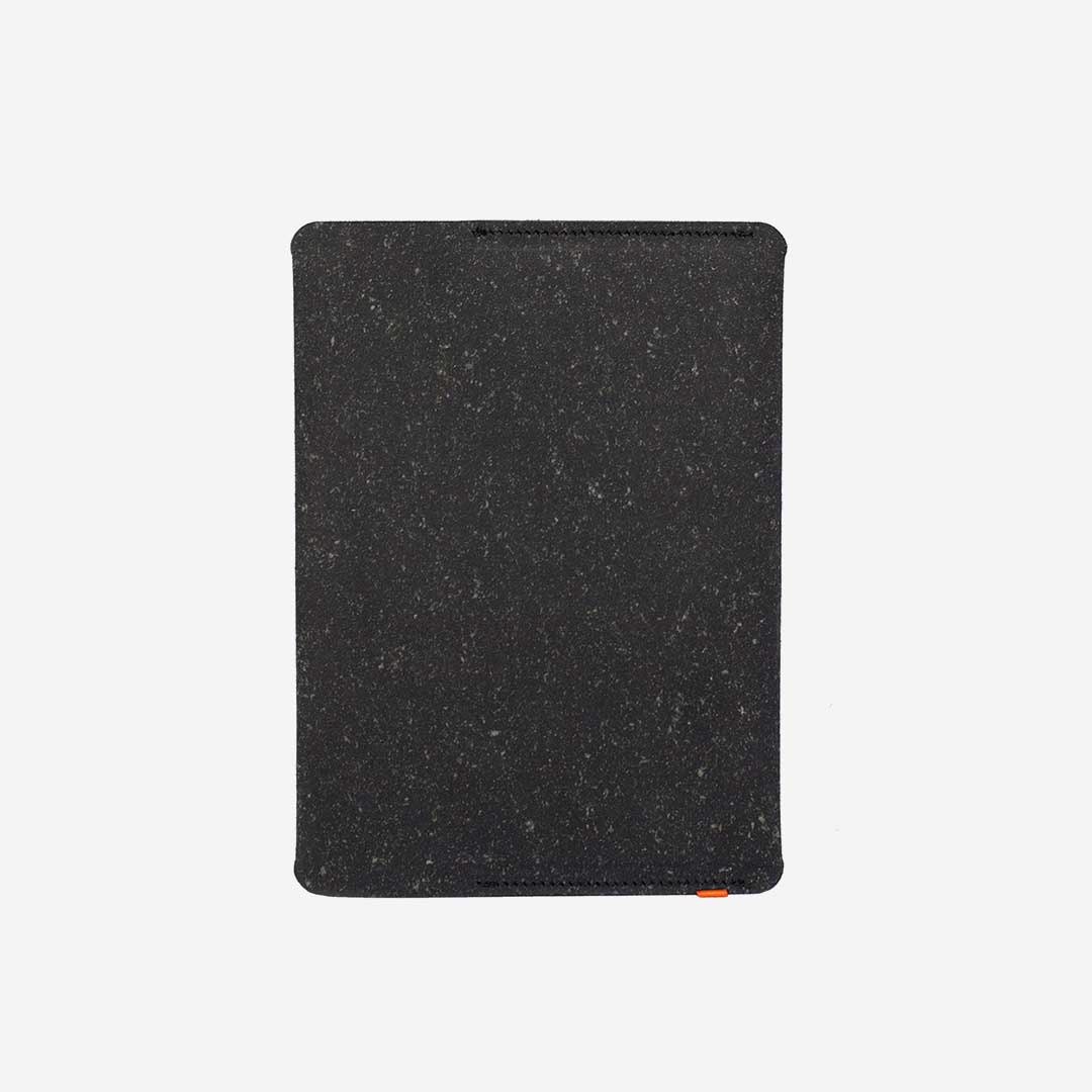 Duurzaam Relatiegeschenk - 
Paspoorthoes Gerecycled leer