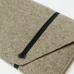 Laptophoes gerecycled vilt 13 inch - Made out of